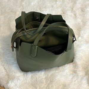 green purse